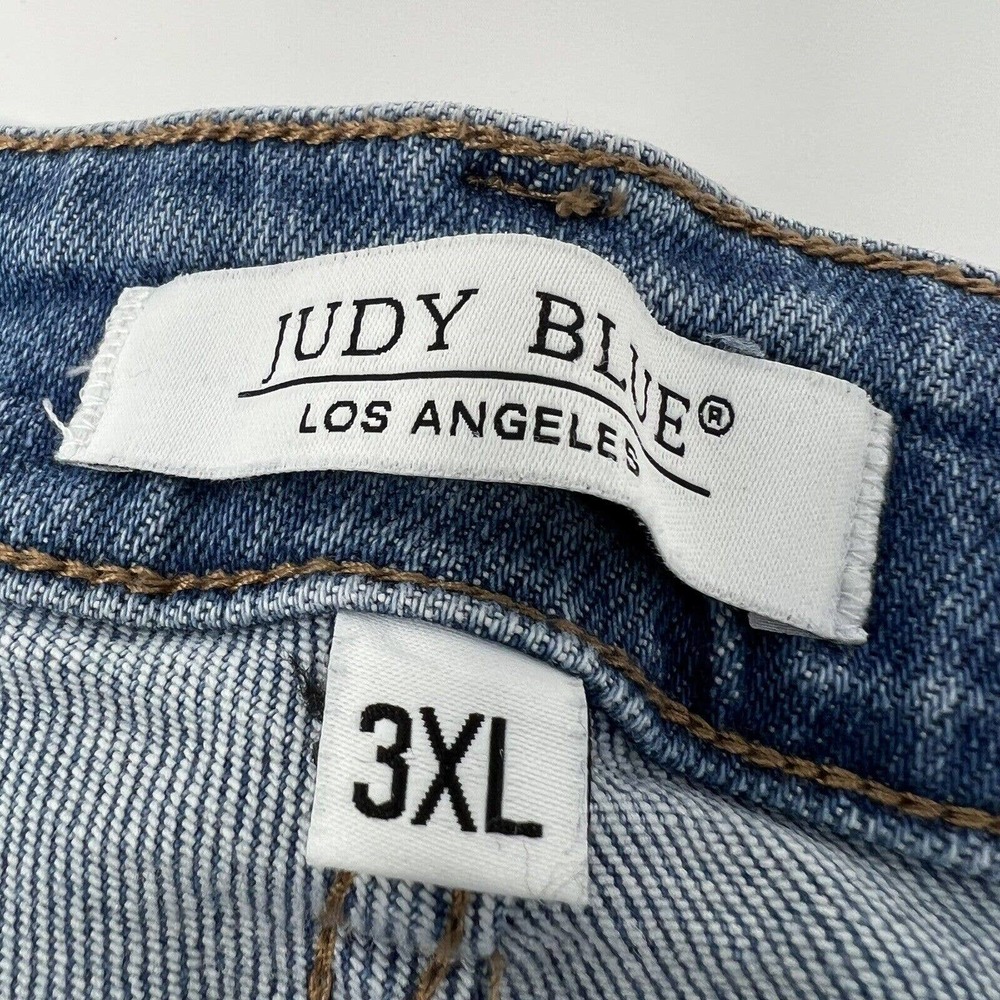 Judy Blue High Rise Distressed‎ Jean Shorts Stretch Women’s 3XL Light Wash - Picture 4 of 9